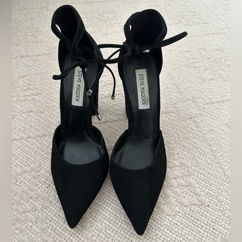 Steve Madden Faux Suede Pointed Toe Pumps